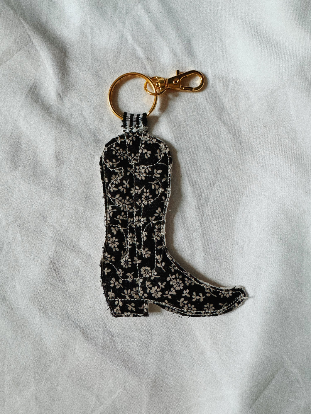 90s floral - Cowboy Keyring